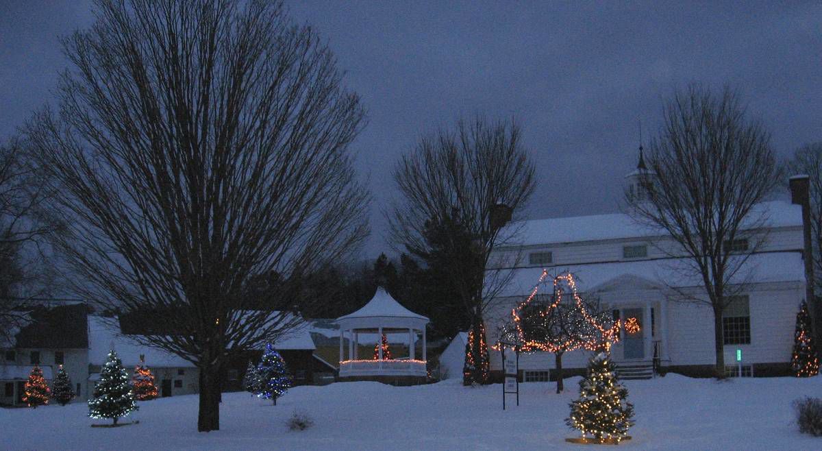 Santa And treelighting In Burke This Weekend